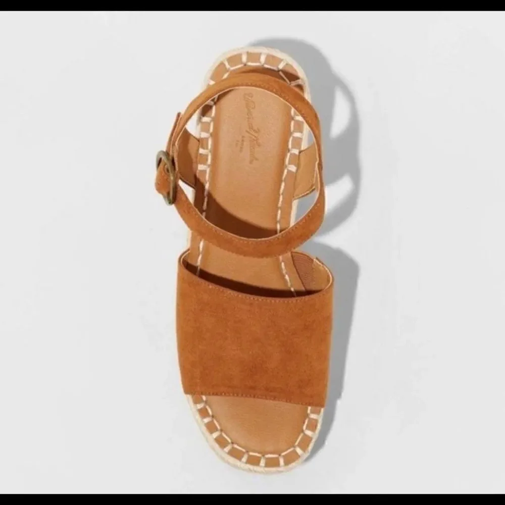 🛍️Universal Threads Pumps open toe Sandals -8.5&9